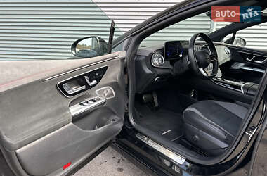 Седан Mercedes-Benz EQE 2022 в 
