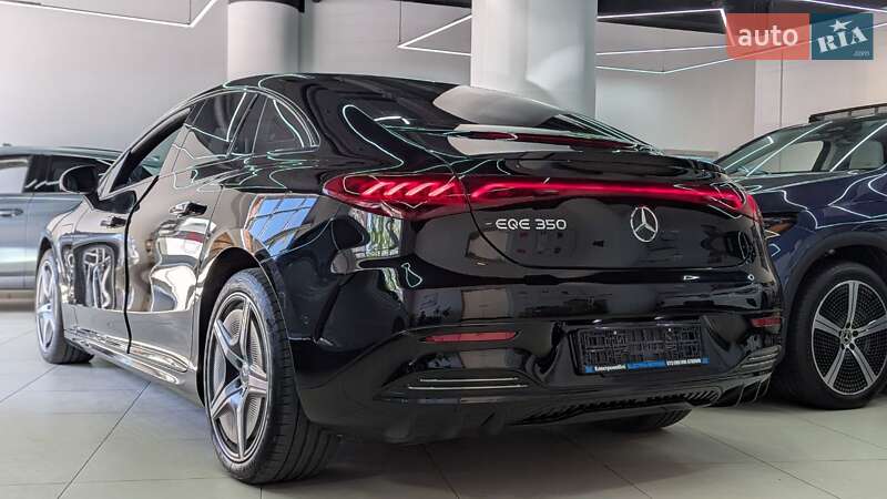 Седан Mercedes-Benz EQE 2022 в Киеве