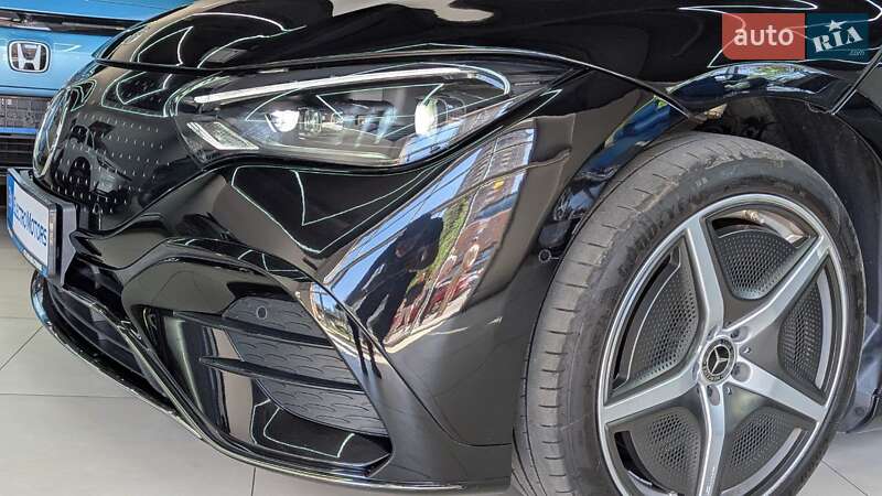 Седан Mercedes-Benz EQE 2022 в Киеве