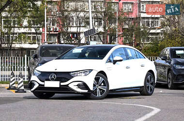 Mercedes-Benz EQE 2025