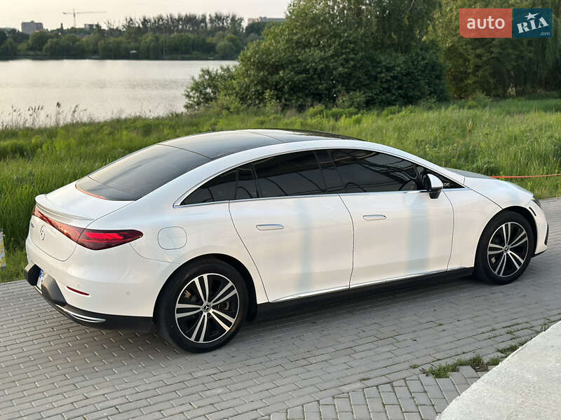 Седан Mercedes-Benz EQE 2022 в Ровно