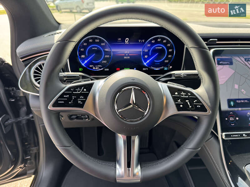 Седан Mercedes-Benz EQE 2023 в Києві
