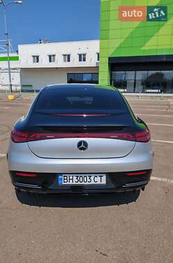 Седан Mercedes-Benz EQE 2022 в 