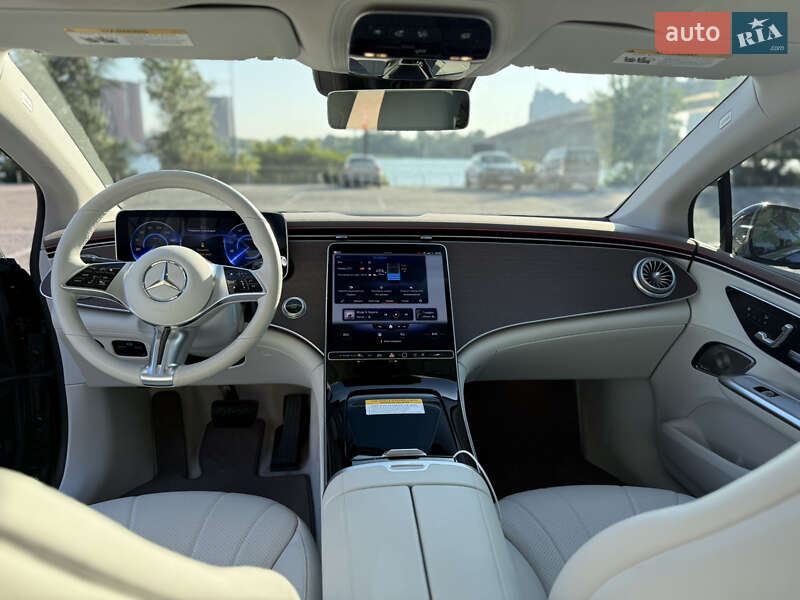 Седан Mercedes-Benz EQE 2022 в Києві