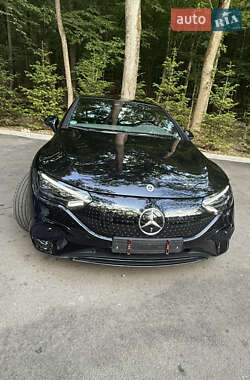 Седан Mercedes-Benz EQE 2024 в Ужгороді