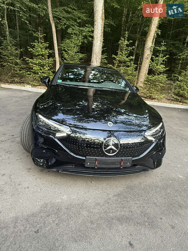 Mercedes-Benz EQE 2024