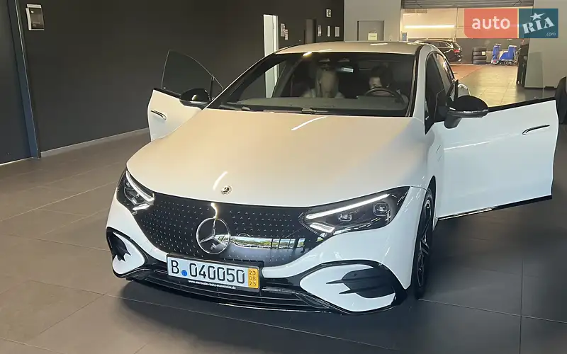 Mercedes-Benz EQE 2024