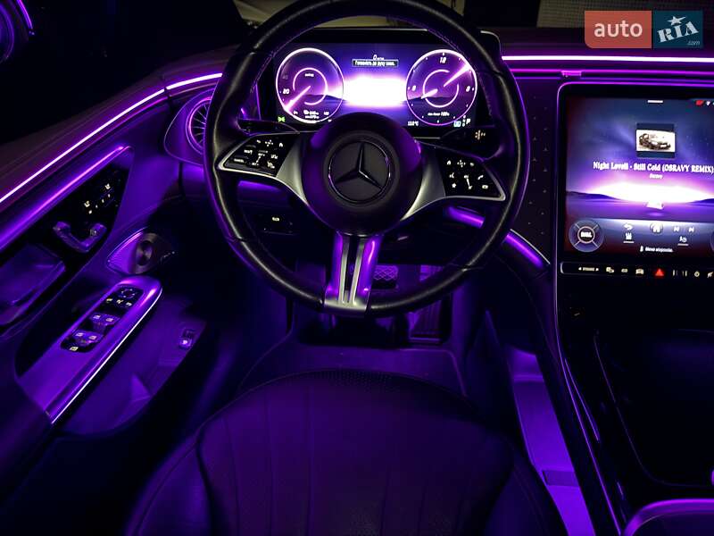 Седан Mercedes-Benz EQE 2022 в Ровно