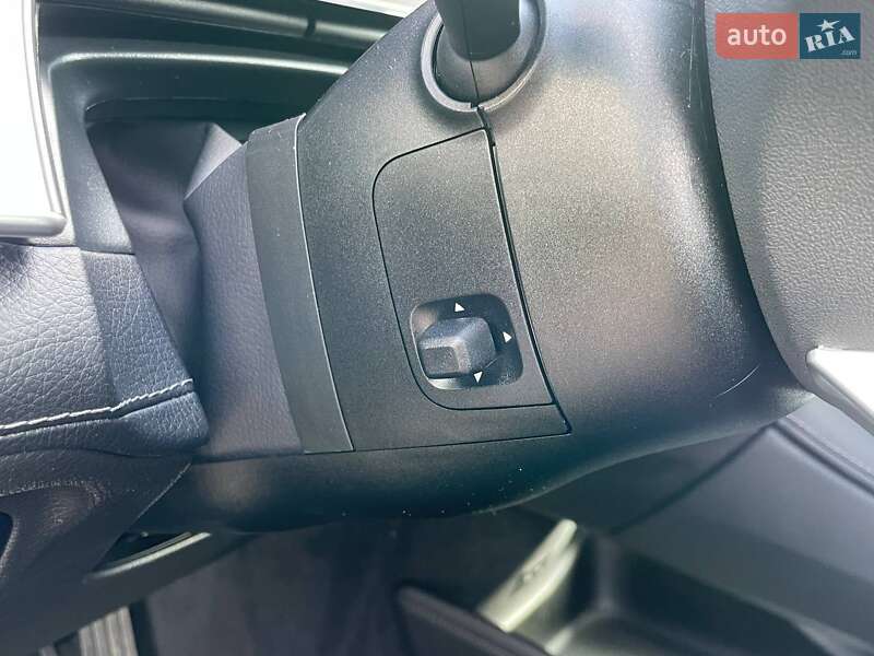 Седан Mercedes-Benz EQE 2022 в Киеве