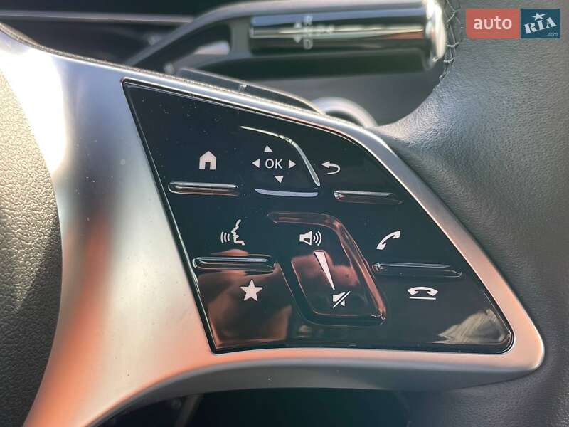 Седан Mercedes-Benz EQE 2022 в Киеве