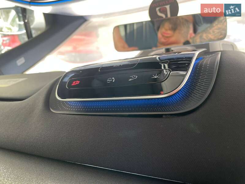 Седан Mercedes-Benz EQE 2022 в Киеве