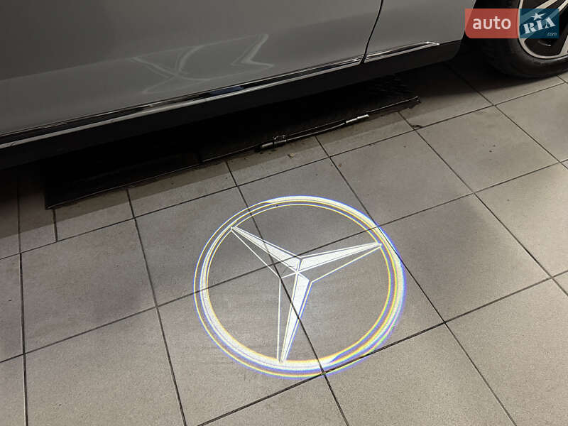 Седан Mercedes-Benz EQE 2022 в Киеве фото 48 Седан Mercedes-Benz EQE 2022 в Киеве