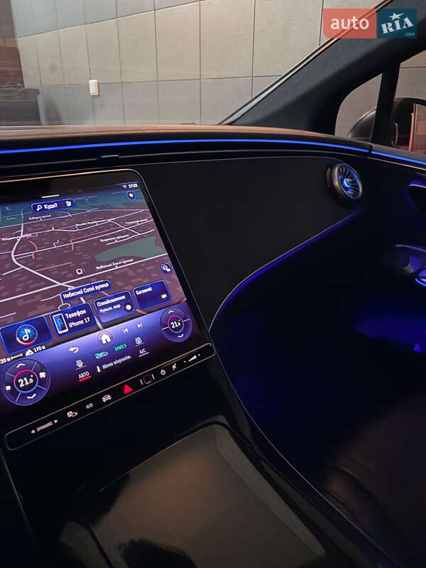Седан Mercedes-Benz EQE 2023 в Киеве