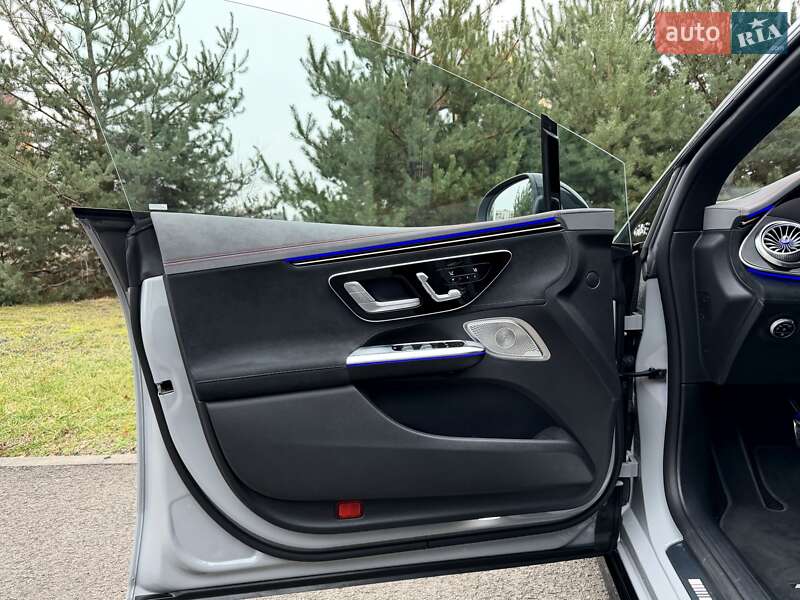 Седан Mercedes-Benz EQE 2022 в Киеве