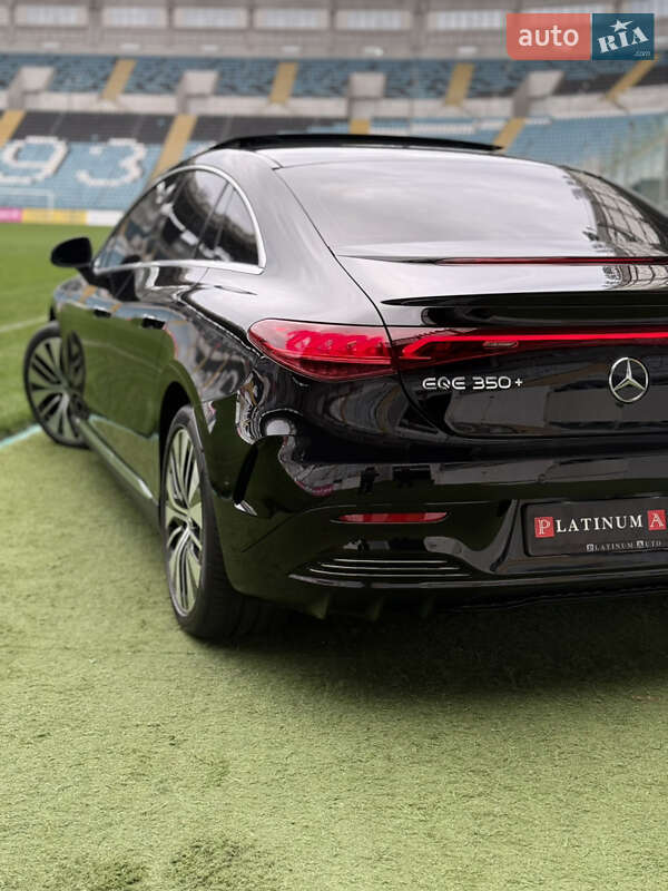 Седан Mercedes-Benz EQE 2022 в Одессе