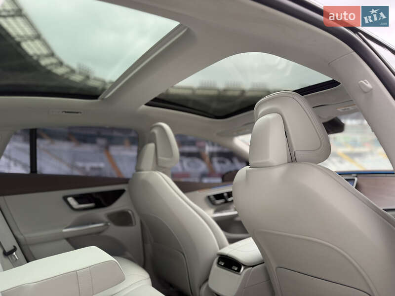 Седан Mercedes-Benz EQE 2022 в Одессе