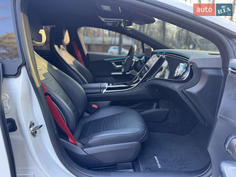 Седан Mercedes-Benz EQE 2023 в Луцьку