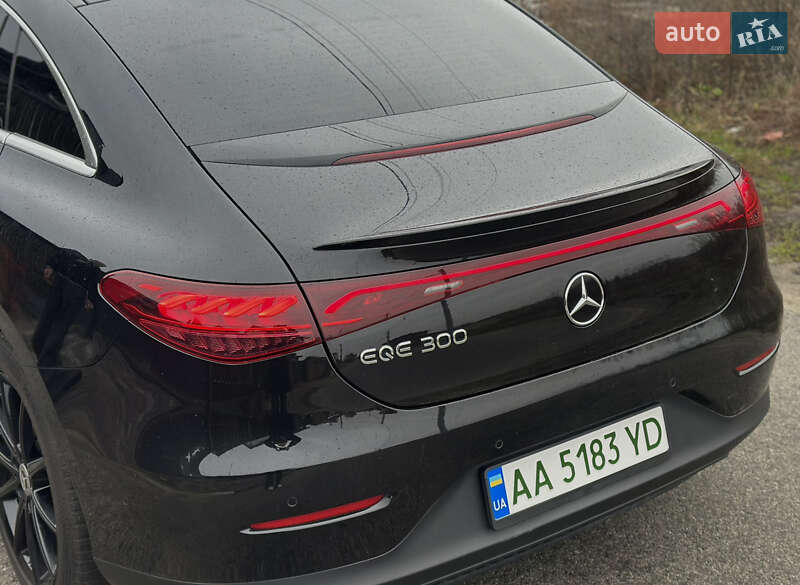 Седан Mercedes-Benz EQE 2023 в Киеве