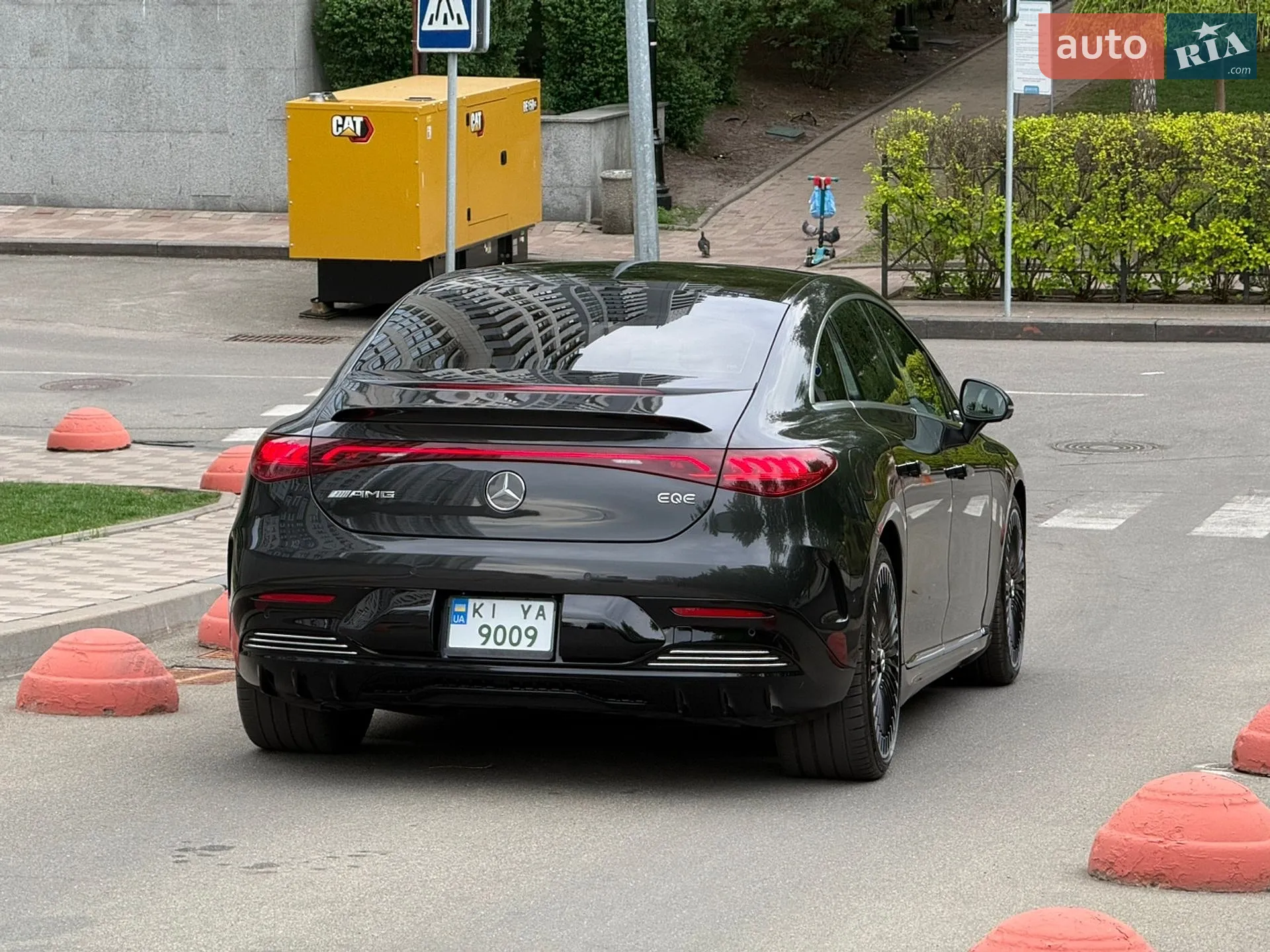 2022 Mercedes-Benz EQE - мініатюра 7