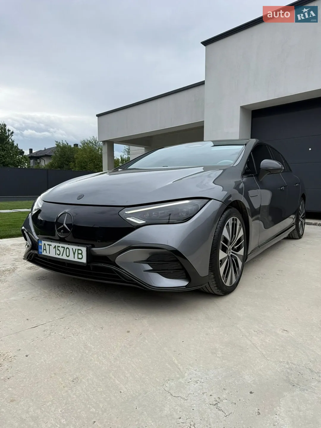 2024 Mercedes-Benz EQE - мініатюра 3
