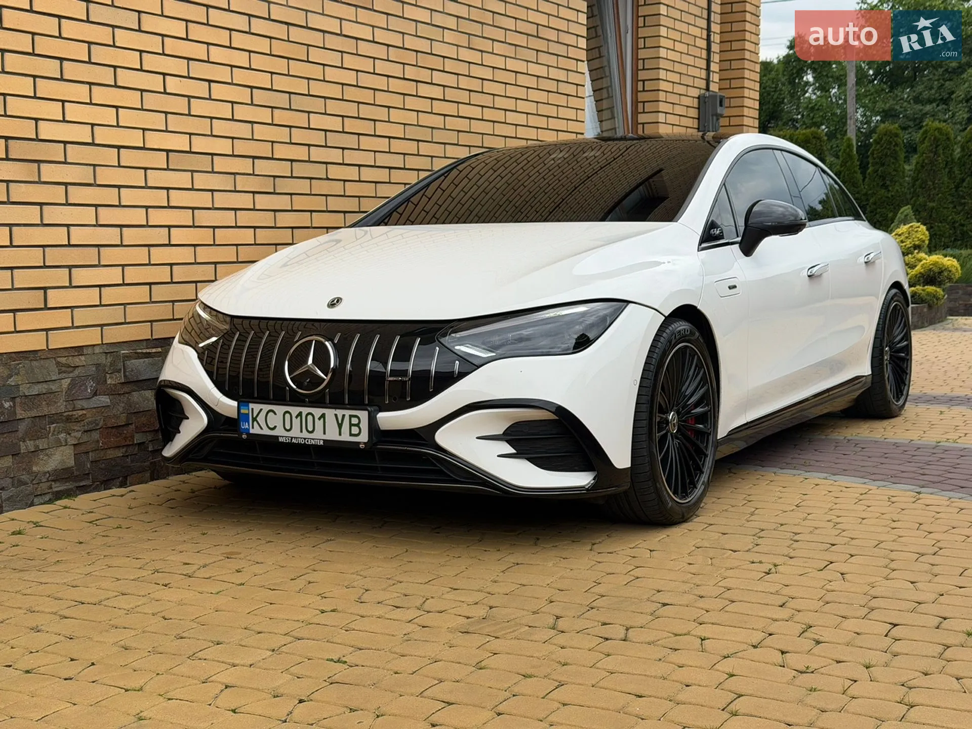 2023 Mercedes-Benz EQE - мініатюра 4