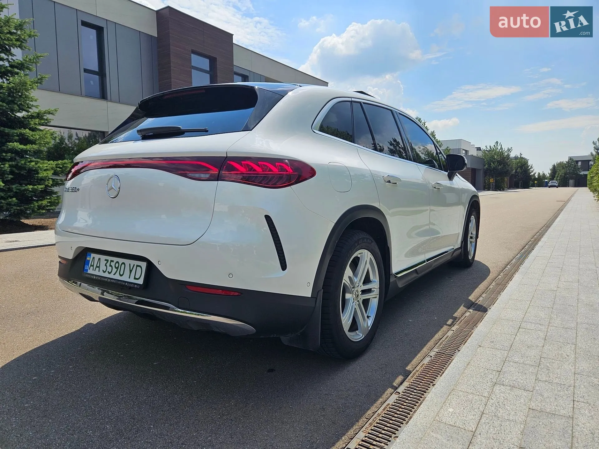 2023 Mercedes-Benz EQE - мініатюра 8