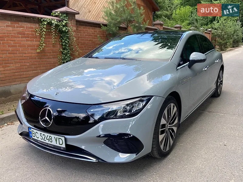 Mercedes-Benz EQE 2024