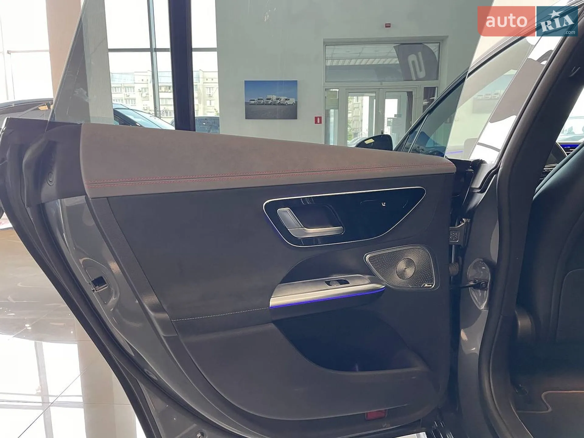 2023 Mercedes-Benz EQE - мініатюра 15