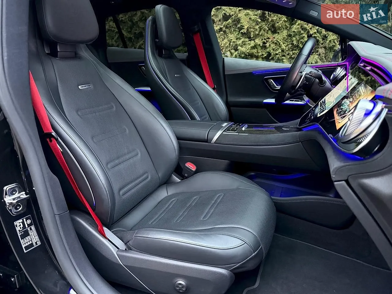 2022 Mercedes-Benz EQE - мініатюра 27