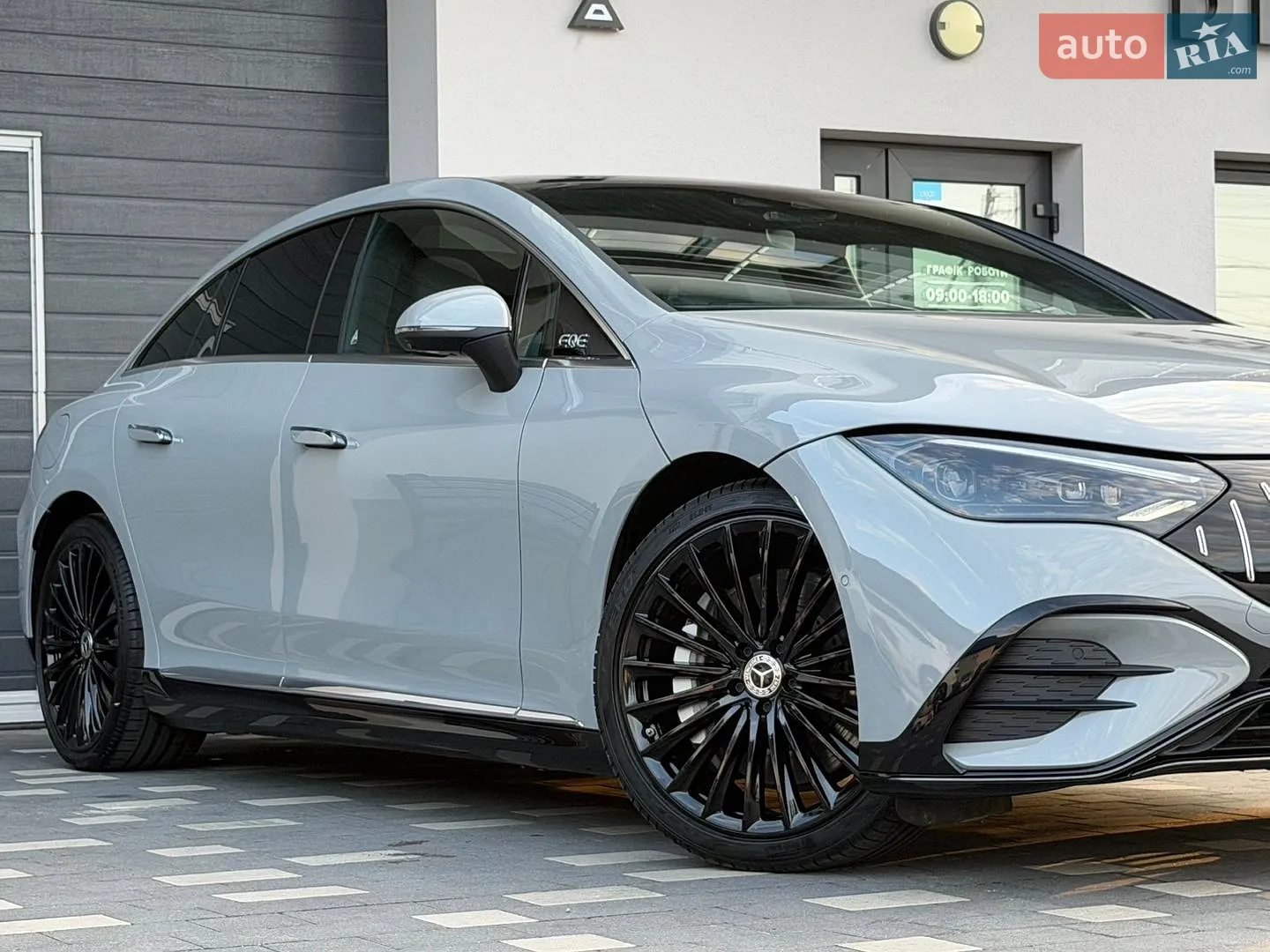 2023 Mercedes-Benz EQE - мініатюра 11