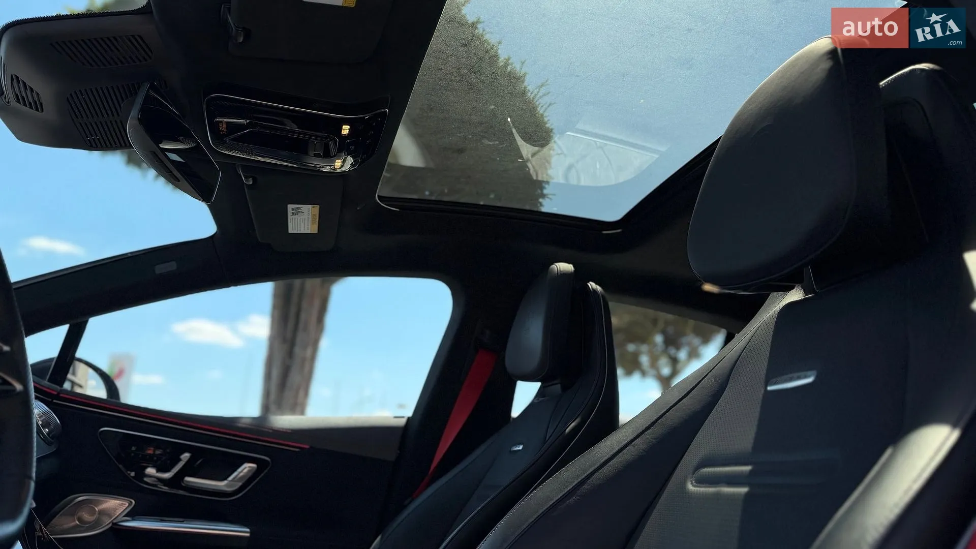 2022 Mercedes-Benz EQE - мініатюра 12
