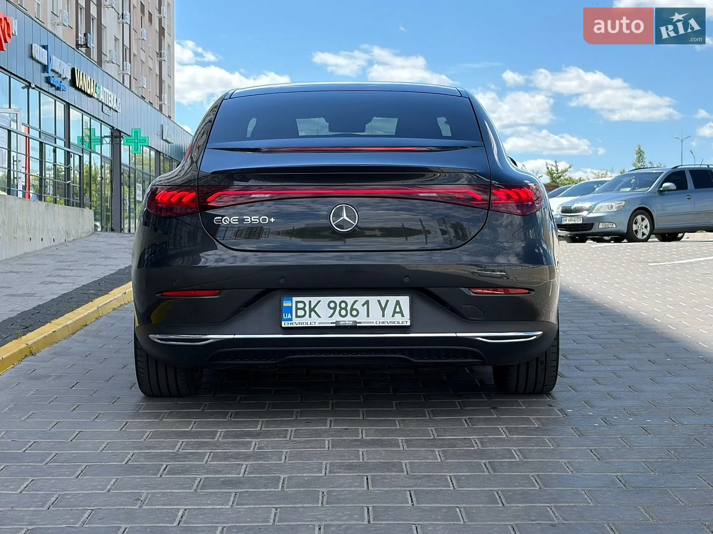 2022 Mercedes-Benz EQE - мініатюра 15