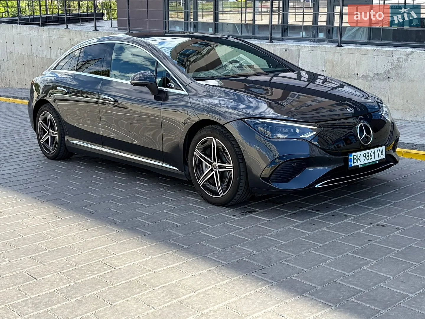 2022 Mercedes-Benz EQE - мініатюра 4
