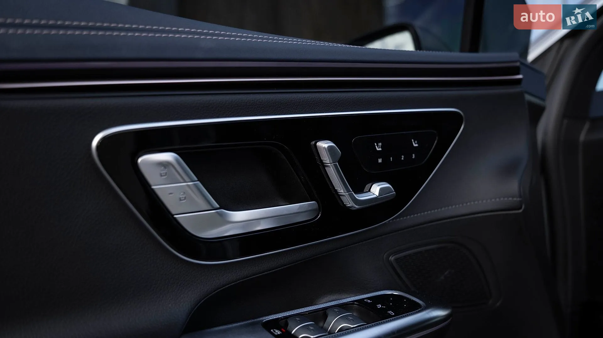2023 Mercedes-Benz EQE - мініатюра 21