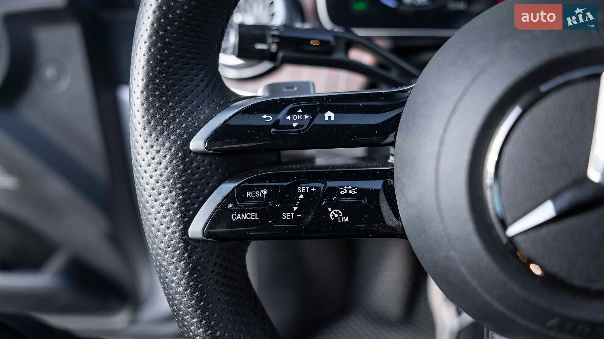 2023 Mercedes-Benz EQE - мініатюра 39