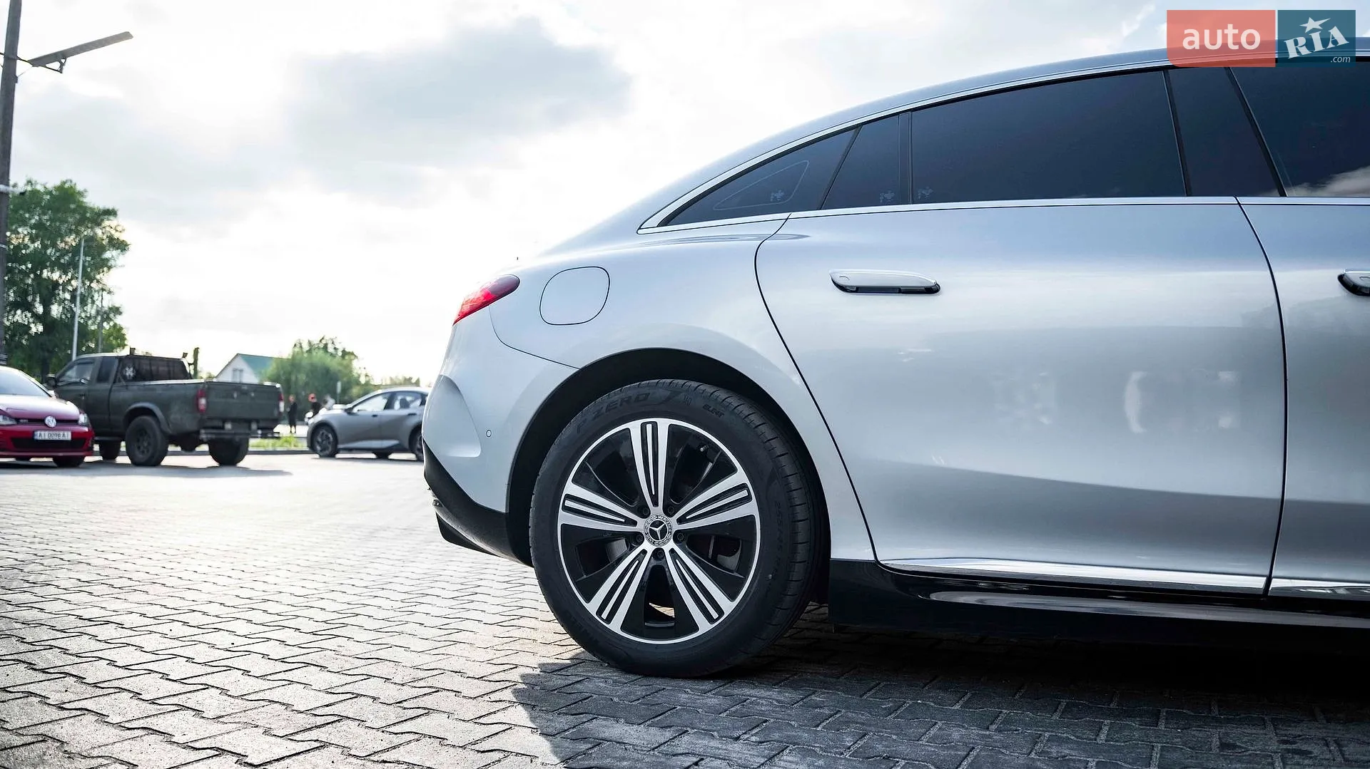 2023 Mercedes-Benz EQE - мініатюра 7