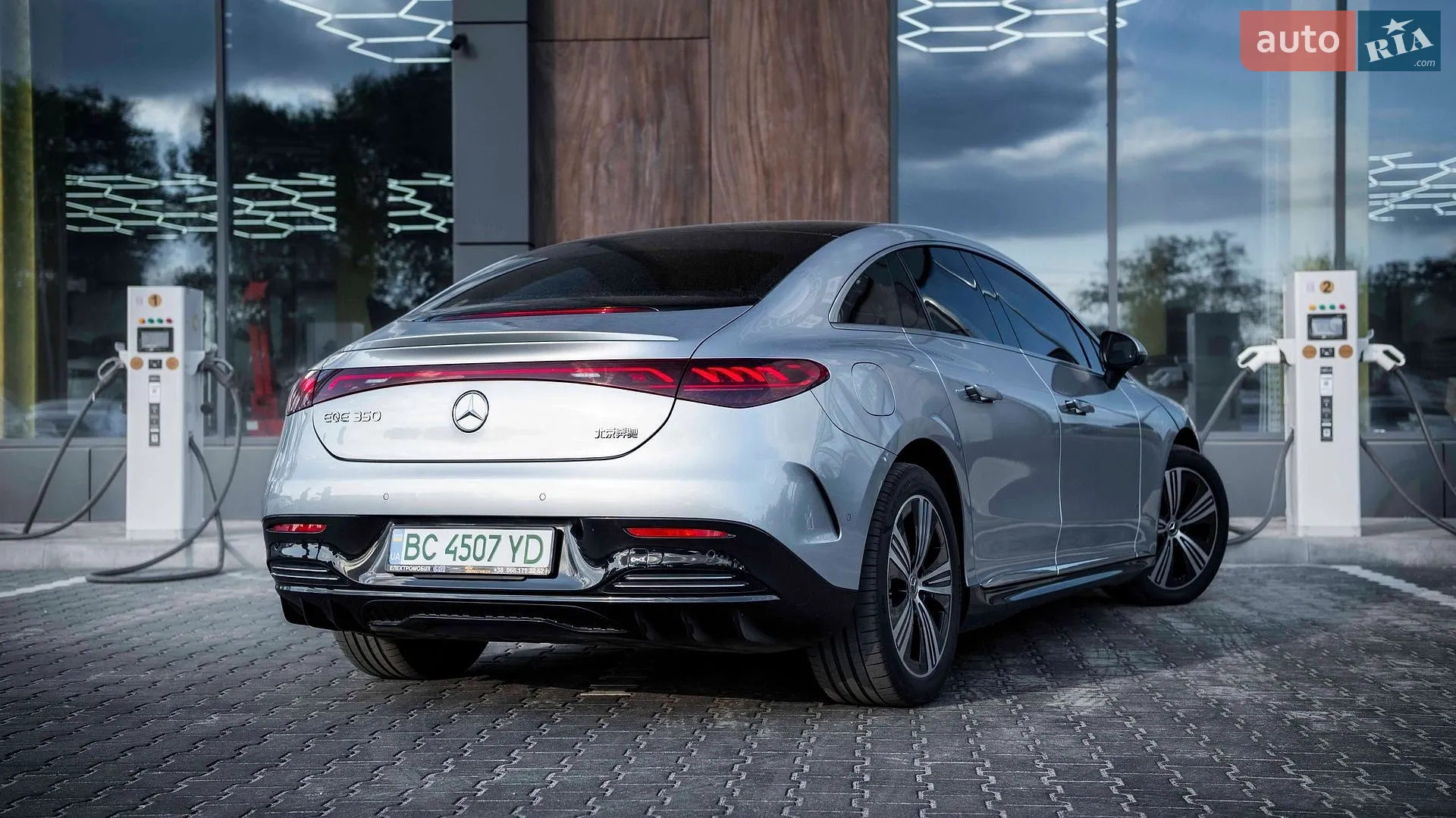 2023 Mercedes-Benz EQE - мініатюра 9