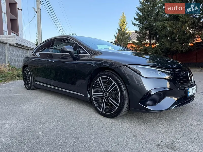 Mercedes-Benz EQE 2024
