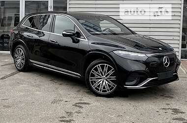 Позашляховик / Кросовер Mercedes-Benz EQS SUV 2023 в 