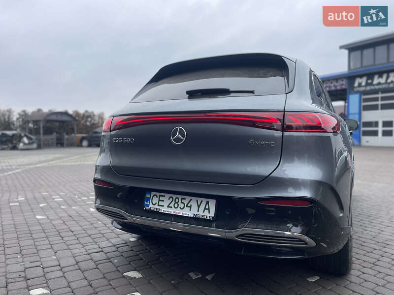 Седан Mercedes-Benz EQS SUV 2023 в Черновцах