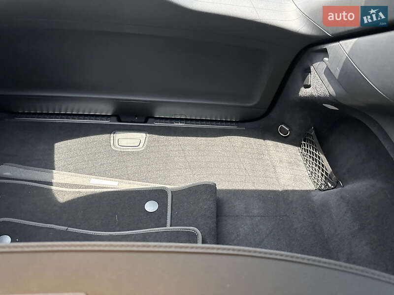 Позашляховик / Кросовер Mercedes-Benz EQS SUV 2023 в Києві