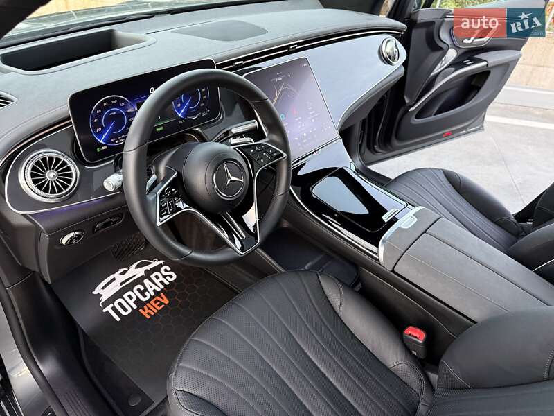 Седан Mercedes-Benz EQS SUV 2023 в Киеве