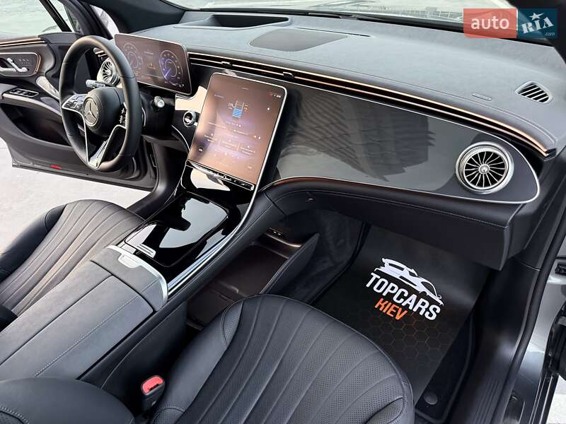 Седан Mercedes-Benz EQS SUV 2023 в Киеве