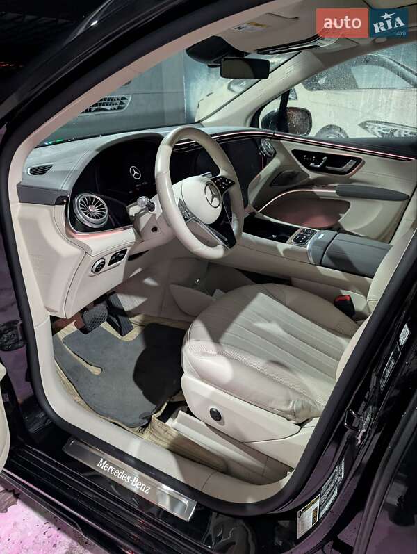 Позашляховик / Кросовер Mercedes-Benz EQS SUV 2022 в Львові