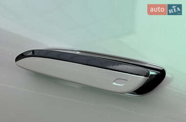 Внедорожник / Кроссовер Mercedes-Benz EQS SUV 2023 в  фото 18 Внедорожник / Кроссовер Mercedes-Benz EQS SUV 2023 в