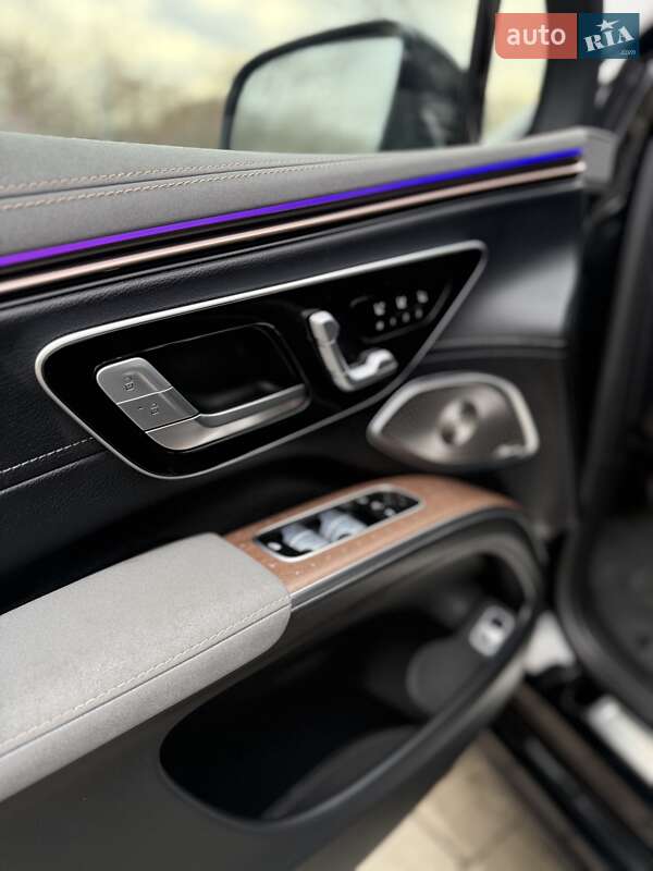 Внедорожник / Кроссовер Mercedes-Benz EQS SUV 2022 в Львове