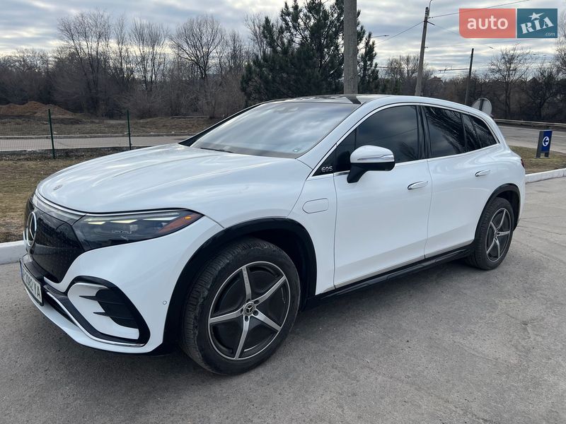 Mercedes-Benz EQS SUV 2023