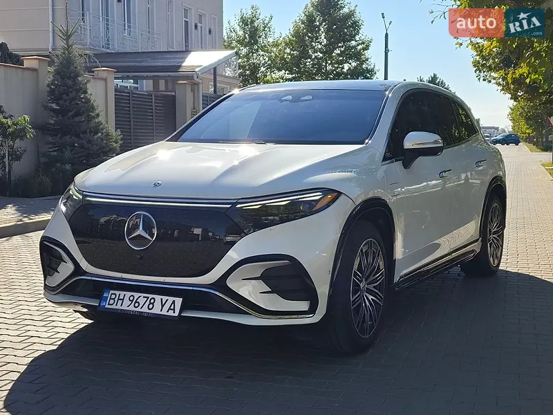 Mercedes-Benz EQS SUV