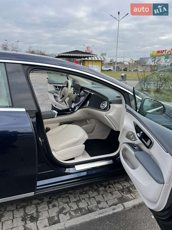 Седан Mercedes-Benz EQS 2022 в Києві
