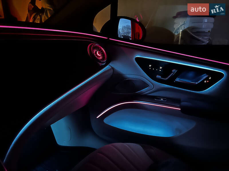 Седан Mercedes-Benz EQS 2021 в Ровно